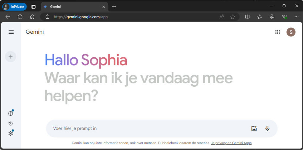 Een screenshot van de Gemini-chatbotinterface. Het begroet de gebruiker met "Hallo Sophia" en vraagt "Waar kan ik je vandaag mee helpen?" Onder de vraag is er een tekstvak waarin de gebruiker zijn prompt kan invoeren. Onderaan de interface staat een opmerking dat Gemini onjuiste informatie kan tonen, met een verwijzing naar het belang van het dubbelchecken van de reacties en privacyinformatie.